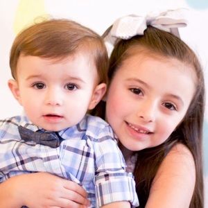 Meet your Posher, Dana